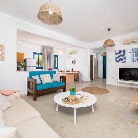 Villa Poseidonas 佩亚 外观 照片