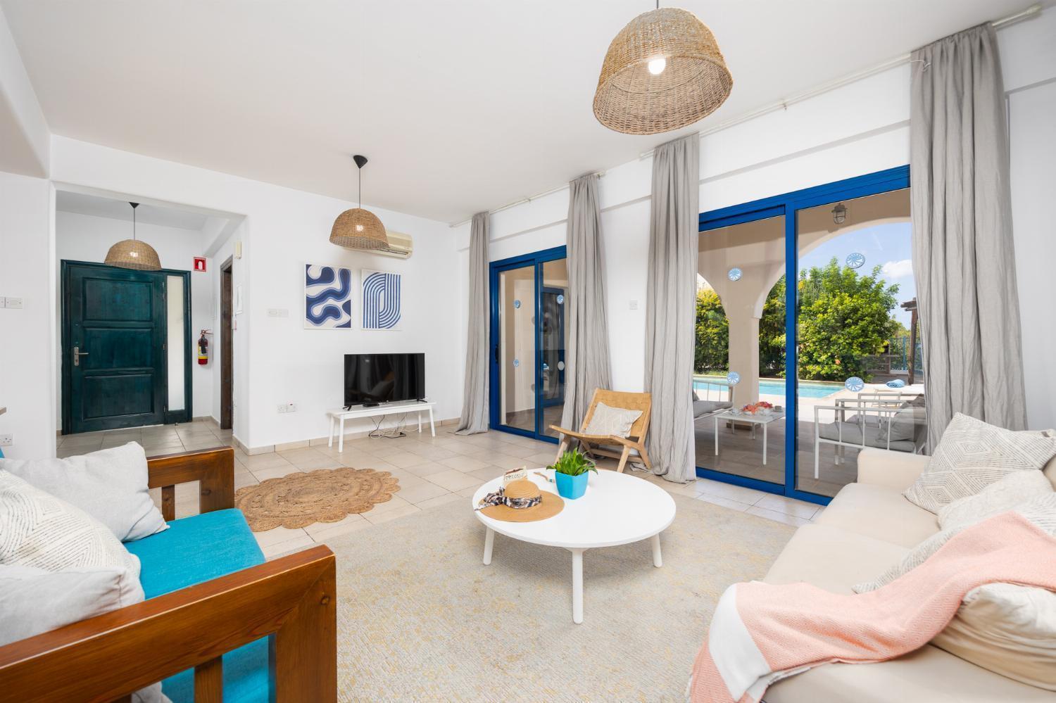 Villa Poseidonas 佩亚 外观 照片